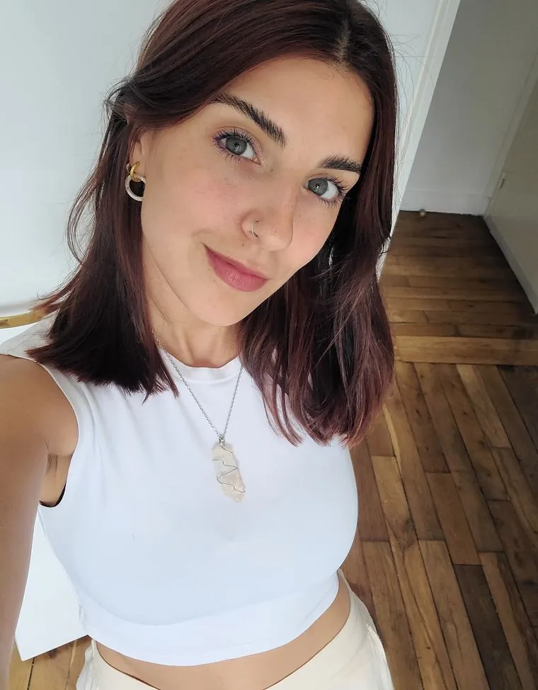 Retrato de Sofía sonriendo.